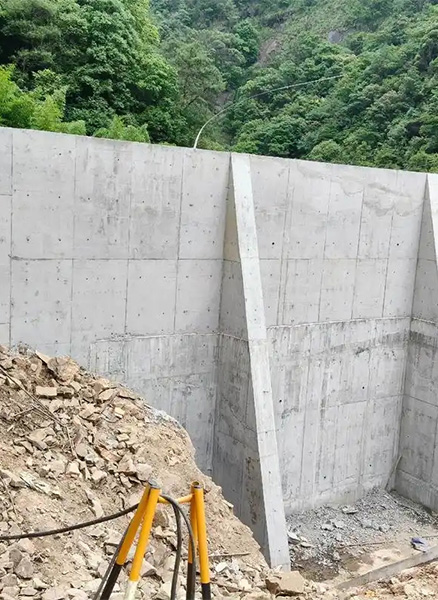 滁州琅琊区重力式挡土墙